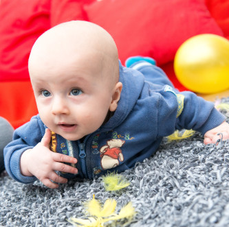 Integracja sensoryczna dla maluszków- czyli  jak wspierać rozwój sensomotoryczny niemowląt.